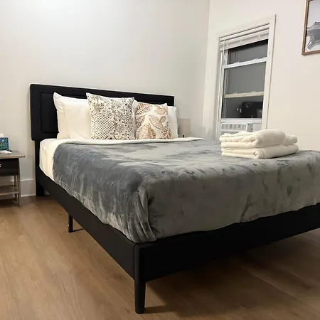 17-19Cozy&Spacious 6Br Home In Malden With Window Ac And Free Parking